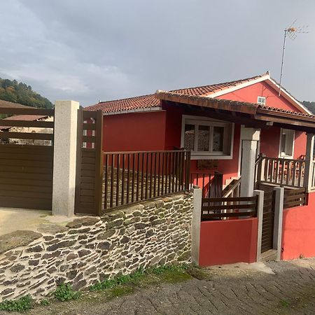 Casa Do Feligres E Da Alsira Villa Nogueira de Abaixo Exterior foto